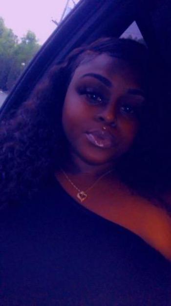 Mya Reign, 22  female escort, Merced