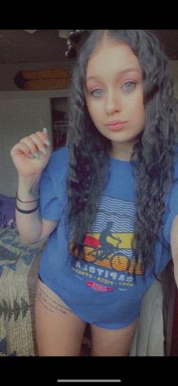 Lexi, 21  female escort, Merced