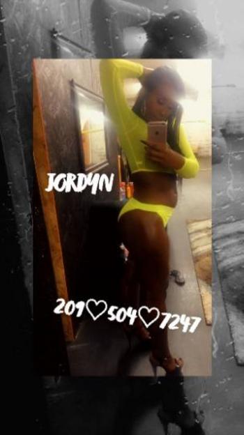 Jordyn, 26  female escort, Merced