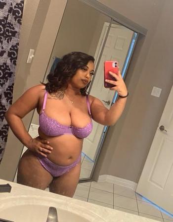 Nichole A, 24  female escort, Merced