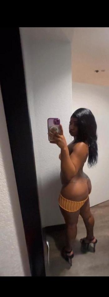 Jream, 25  female escort, Merced