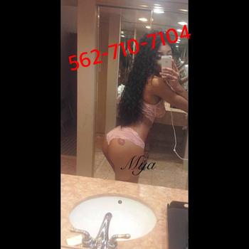 Mya , 22  female escort, Merced