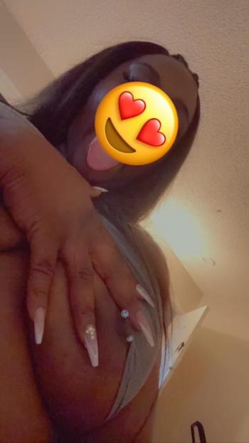 lala, 25  female escort, Merced